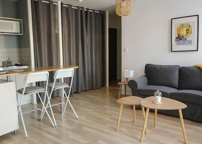 Le St Ausone : Studio Centre Ville/Parking